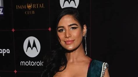 poonam pandey latest|Poonam Pandey Death: Actress Passes Away Due To Cervical